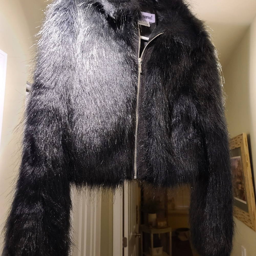 Hi Gorgeous coat xl